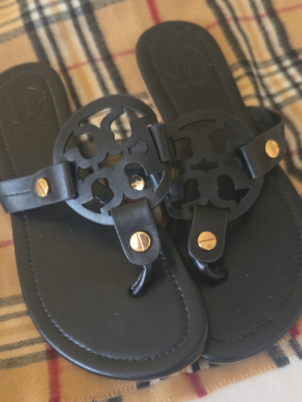 Back Logo Cutout Toe-Post Sandals with Gold Studs